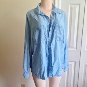 3/$20 Social Standard Light Blue Denim Shirt Size L